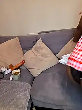 chichi1202 online show from 10-22-25, 04:51