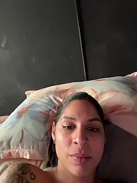 Snapshot of charlotte_stevenss_ chatting on 01-15-25, 05:26 charlotte stevenss online show from 01-15-25, 05:26