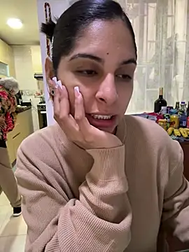 Snapshot of charlotte_stevenss_ chatting on 01-23-25, 03:22 charlotte stevenss online show from 01-23-25, 03:22