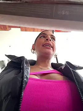 Snapshot of charlotte_stevenss_ chatting on 01-24-25, 05:32 charlotte stevenss online show from 01-24-25, 05:32