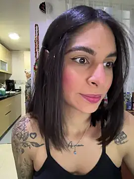 Snapshot of charlotte_stevenss_ chatting on 02-01-25, 02:13 charlotte stevenss online show from 02-01-25, 02:13