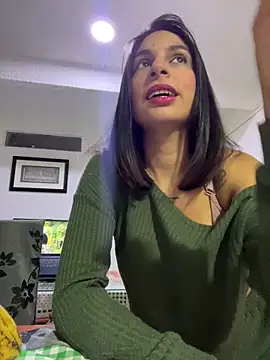 Snapshot of charlotte_stevenss_ chatting on 03-17-25, 02:23 charlotte stevenss online show from 03-17-25, 02:23