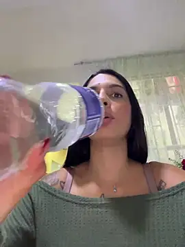 Snapshot of charlotte_stevenss_ chatting on 03-17-25, 05:27 charlotte stevenss online show from 03-17-25, 05:27