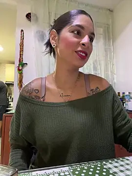 Snapshot of charlotte_stevenss_ chatting on 03-19-25, 01:51 charlotte stevenss online show from 03-19-25, 01:51