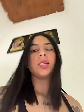 Snapshot of charlotte_stevenss_ chatting on 10-01-25, 02:45 charlotte stevenss online show from 10-01-25, 02:45