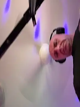 OSIRlS online show from 09-30-25, 02:55