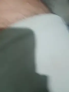 Snapshot of wrong_man25 chatting on 10-16-25, 08:10 wrong man25 online show from 10-16-25, 08:10