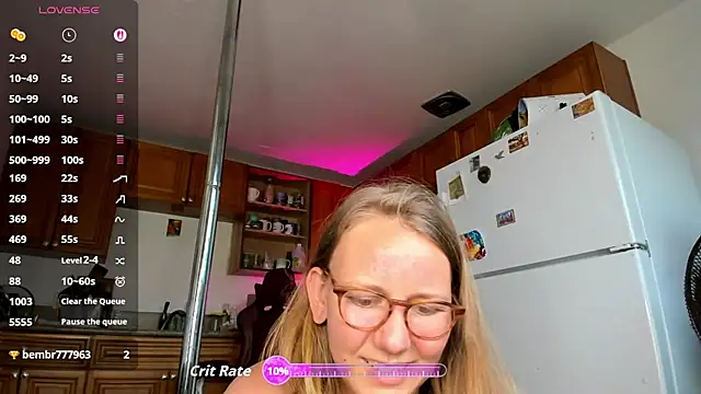 Snapshot of jasminedaze888 chatting on 06-19-26, 11:08 jasminedaze888 online show from 06-19-26, 11:08