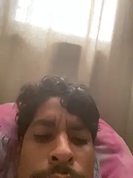 Snapshot of thegoldensexting420 chatting on 09-09-25, 03:00 thegoldensexting420 online show from 09-09-25, 03:00