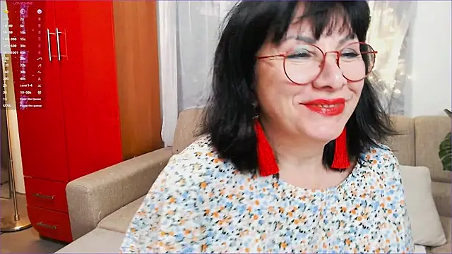 SquirtySlut online show from 12-24-24, 08:05