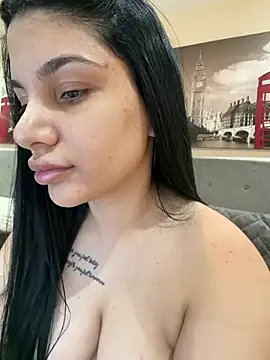 Samira30 online show from 04-17-26, 05:49