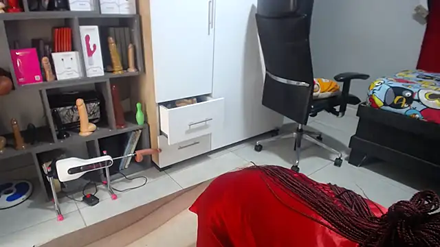 Shaniko89 online show from 09-28-25, 12:54