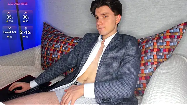 Snapshot of maxboy4 chatting on 03-01-25, 04:37 maxboy4 online show from 03-01-25, 04:37