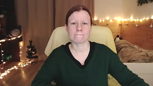 Snapshot of Exponent_5 chatting on 02-24-25, 10:14 Exponent 5 online show from 02-24-25, 10:14