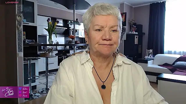 roxana brooks online show from 03-10-26, 02:33