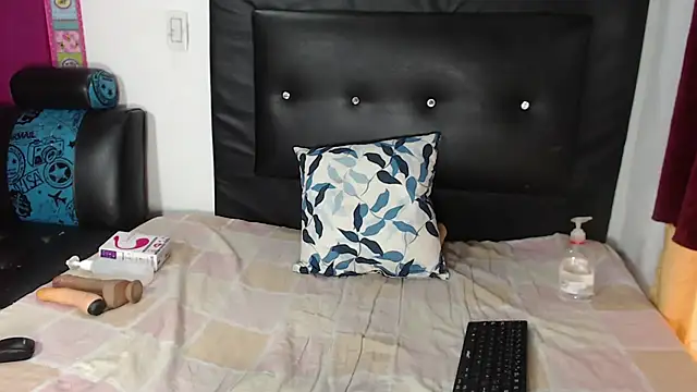 Snapshot of harley_sweet-69 chatting on 03-15-25, 09:27 harley sweet-69 online show from 03-15-25, 09:27