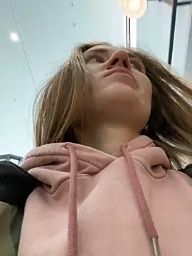 ValenciaShock online show from 02-19-25, 08:22