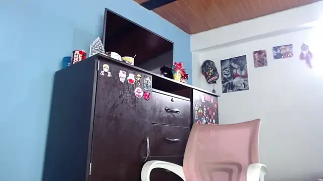 Snapshot of Nasty_019 chatting on 10-06-25, 09:12 Nasty 019 online show from 10-06-25, 09:12