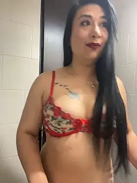 Snapshot of Karina_Yang chatting on 12-03-25, 10:30 Karina Yang online show from 12-03-25, 10:30