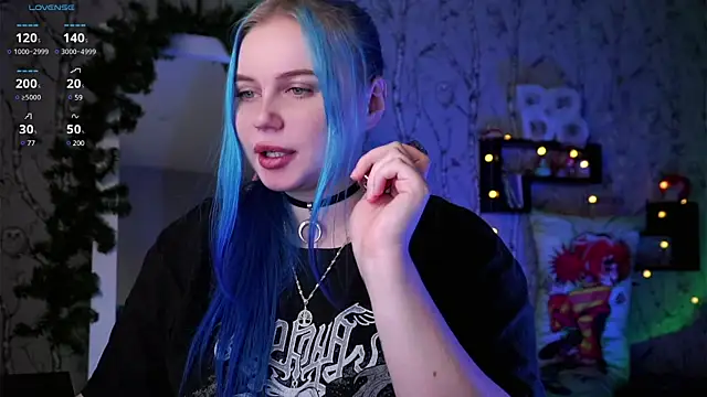 Moon Valkyrie online show from 01-20-25, 01:11