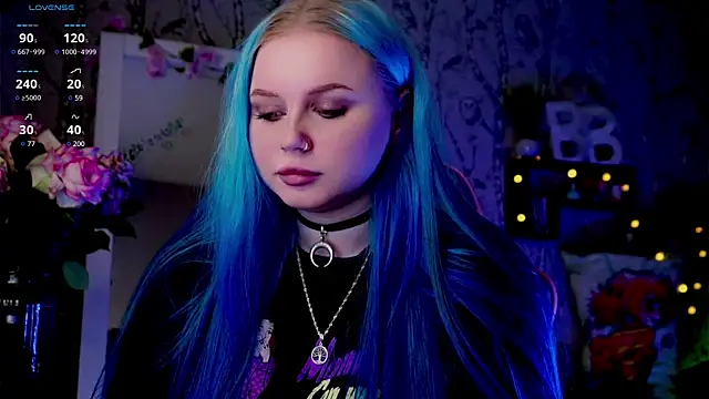 Moon Valkyrie online show from 02-12-25, 10:14