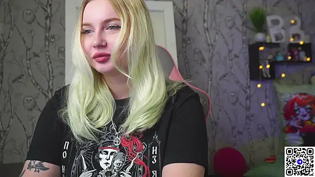 Snapshot of Moon_Valkyrie chatting on 01-06-26, 09:02 Moon Valkyrie online show from 01-06-26, 09:02