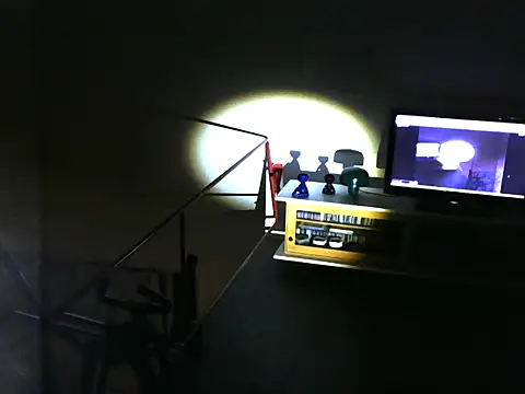 Snapshot of rodrigotof2000 chatting on 12-22-25, 05:37 rodrigotof2000 online show from 12-22-25, 05:37