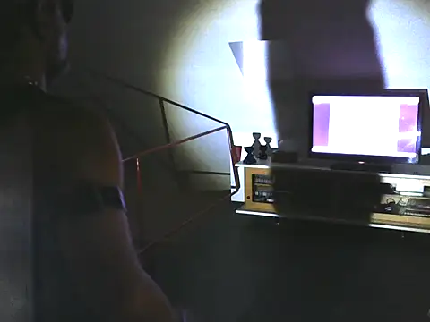 Snapshot of rodrigotof2000 chatting on 03-28-26, 08:14 rodrigotof2000 online show from 03-28-26, 08:14