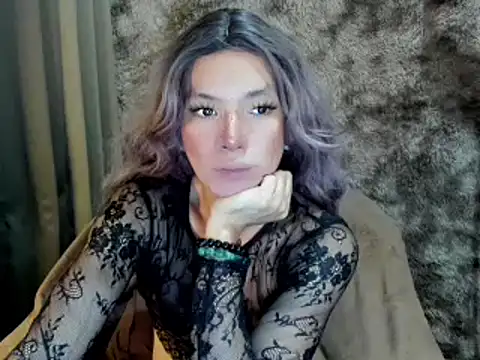 Snapshot of Rhianna_wilson chatting on 01-22-25, 04:55 Rhianna wilson online show from 01-22-25, 04:55