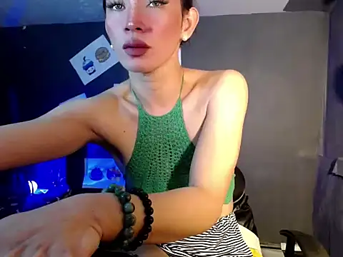 Snapshot of Rhianna_wilson chatting on 10-25-25, 10:56 Rhianna wilson online show from 10-25-25, 10:56