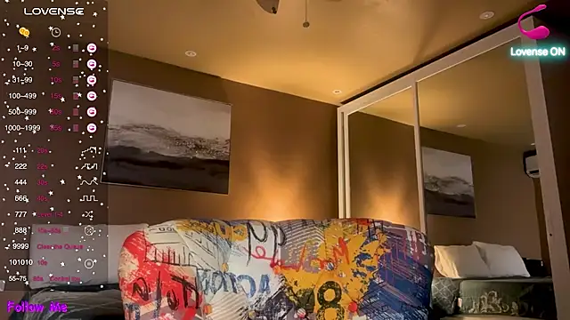 Snapshot of HeavenlyBlair chatting on 01-26-25, 01:41 HeavenlyBlair online show from 01-26-25, 01:41