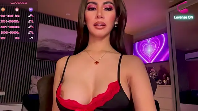 Snapshot of HeavenlyBlair chatting on 09-20-25, 01:28 HeavenlyBlair online show from 09-20-25, 01:28