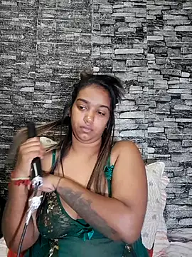 Snapshot of Xindias_fantasyX chatting on 10-07-25, 06:49 Xindias fantasyX online show from 10-07-25, 06:49
