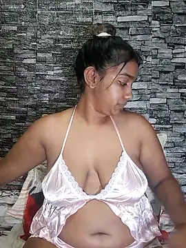 Snapshot of Xindias_fantasyX chatting on 10-15-25, 07:14 Xindias fantasyX online show from 10-15-25, 07:14