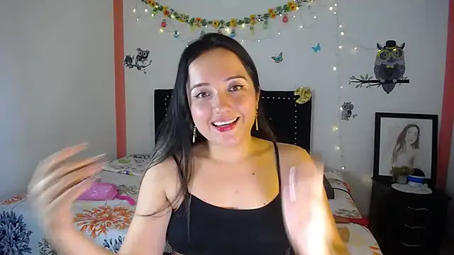 Snapshot of naughty_girl_4u chatting on 01-09-25, 07:08 naughty girl 4u online show from 01-09-25, 07:08