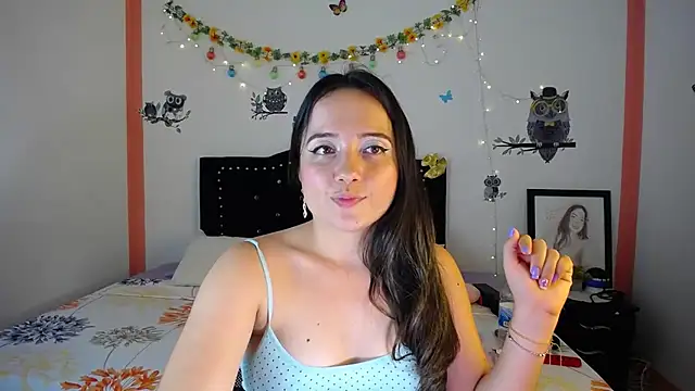 Snapshot of naughty_girl_4u chatting on 02-05-25, 09:40 naughty girl 4u online show from 02-05-25, 09:40