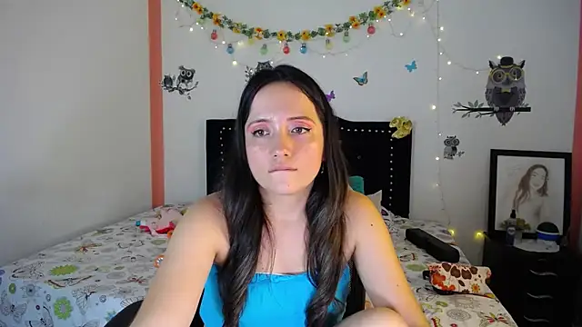 Snapshot of naughty_girl_4u chatting on 02-27-25, 10:42 naughty girl 4u online show from 02-27-25, 10:42