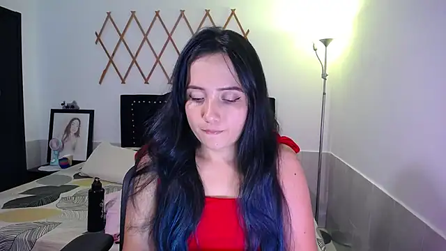 Snapshot of naughty_girl_4u chatting on 09-20-25, 10:55 naughty girl 4u online show from 09-20-25, 10:55