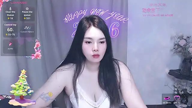 Snapshot of SHY-_-girl chatting on 03-30-26, 02:45 SHY- -girl online show from 03-30-26, 02:45