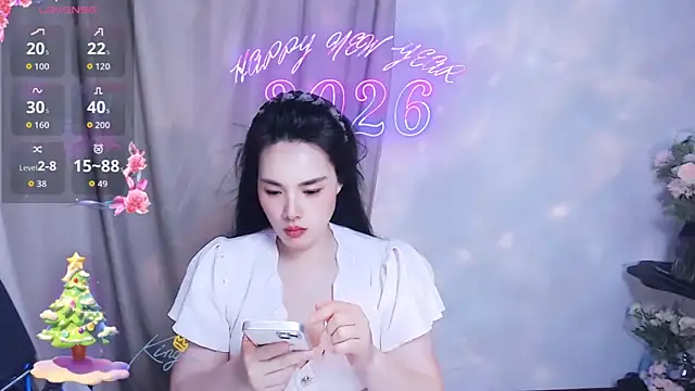 Snapshot of SHY-_-girl chatting on 04-11-26, 07:45 SHY- -girl online show from 04-11-26, 07:45
