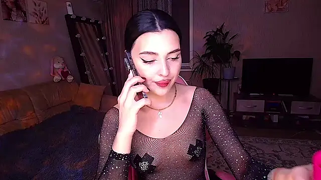 Snapshot of __Malika__ chatting on 02-06-26, 03:59 Malika online show from 02-06-26, 03:59