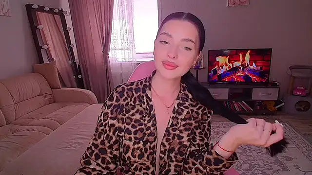   Malika   online show from 06-30-26, 06:36