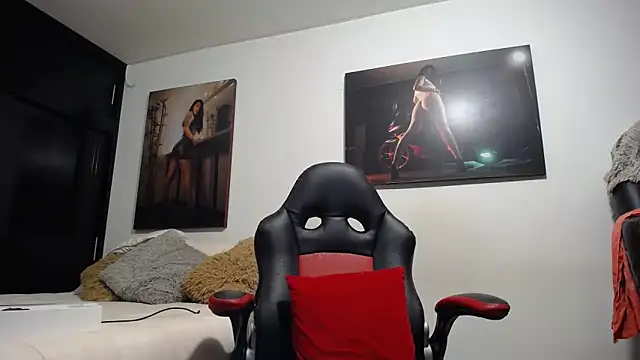 Snapshot of sharoon_cheerry chatting on 02-27-26, 05:46 sharoon cheerry online show from 02-27-26, 05:46