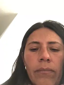 Snapshot of sharoon_cheerry chatting on 03-18-26, 04:10 sharoon cheerry online show from 03-18-26, 04:10