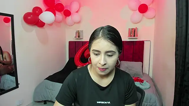 Snapshot of Afrodita-hott chatting on 02-15-25, 12:11 Afrodita-hott online show from 02-15-25, 12:11