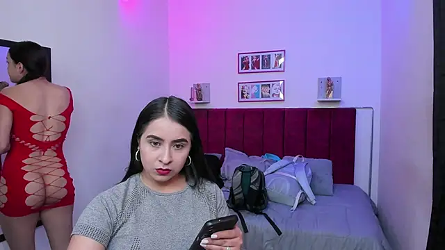 Snapshot of Afrodita-hott chatting on 02-21-25, 12:06 Afrodita-hott online show from 02-21-25, 12:06