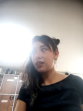 Scarlet wd18 online show from 03-15-25, 08:32