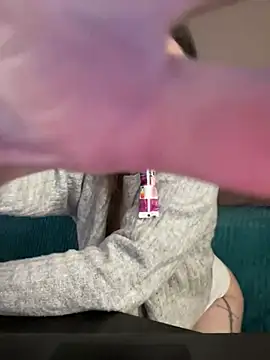 Snapshot of hades4ness chatting on 03-03-25, 12:27 hades4ness online show from 03-03-25, 12:27