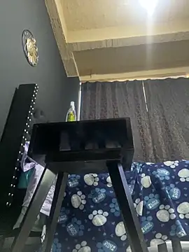 amareto queen online show from 04-08-26, 10:21