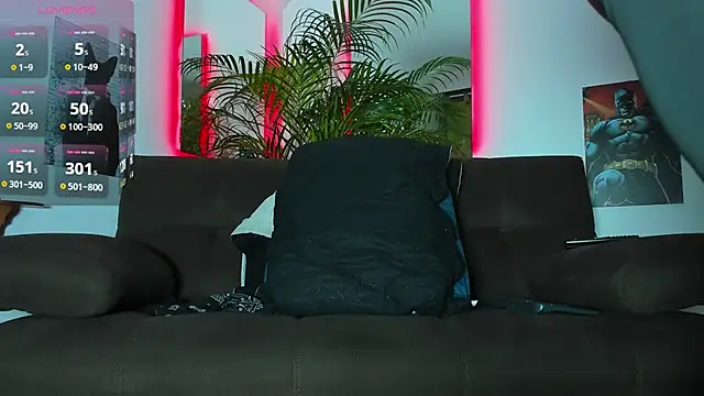 Snapshot of DantePierroo chatting on 12-14-24, 10:56 DantePierroo online show from 12-14-24, 10:56